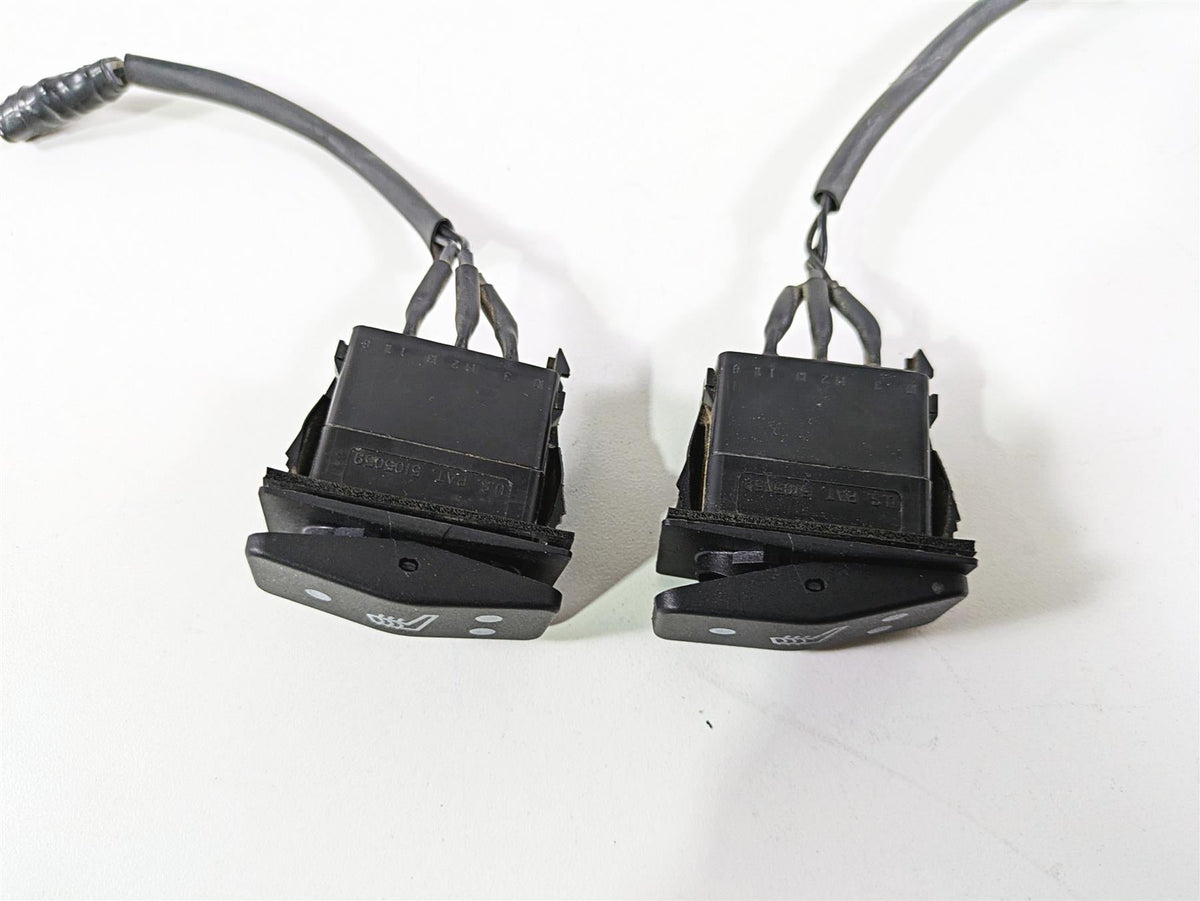 2015 Triumph Tiger Explorer XC Heated Seat Heater Switch Set {{ shop.shopifyCountryName }} - Mototech271