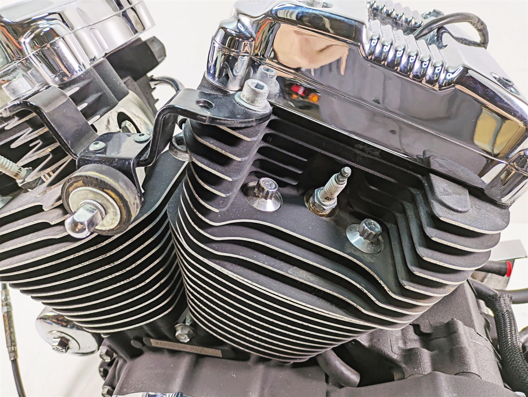 2007 Harley Sportster XL1200 C Running Engine Transmission 11K - Video 19606-07A {{ shop.shopifyCountryName }} - Mototech271