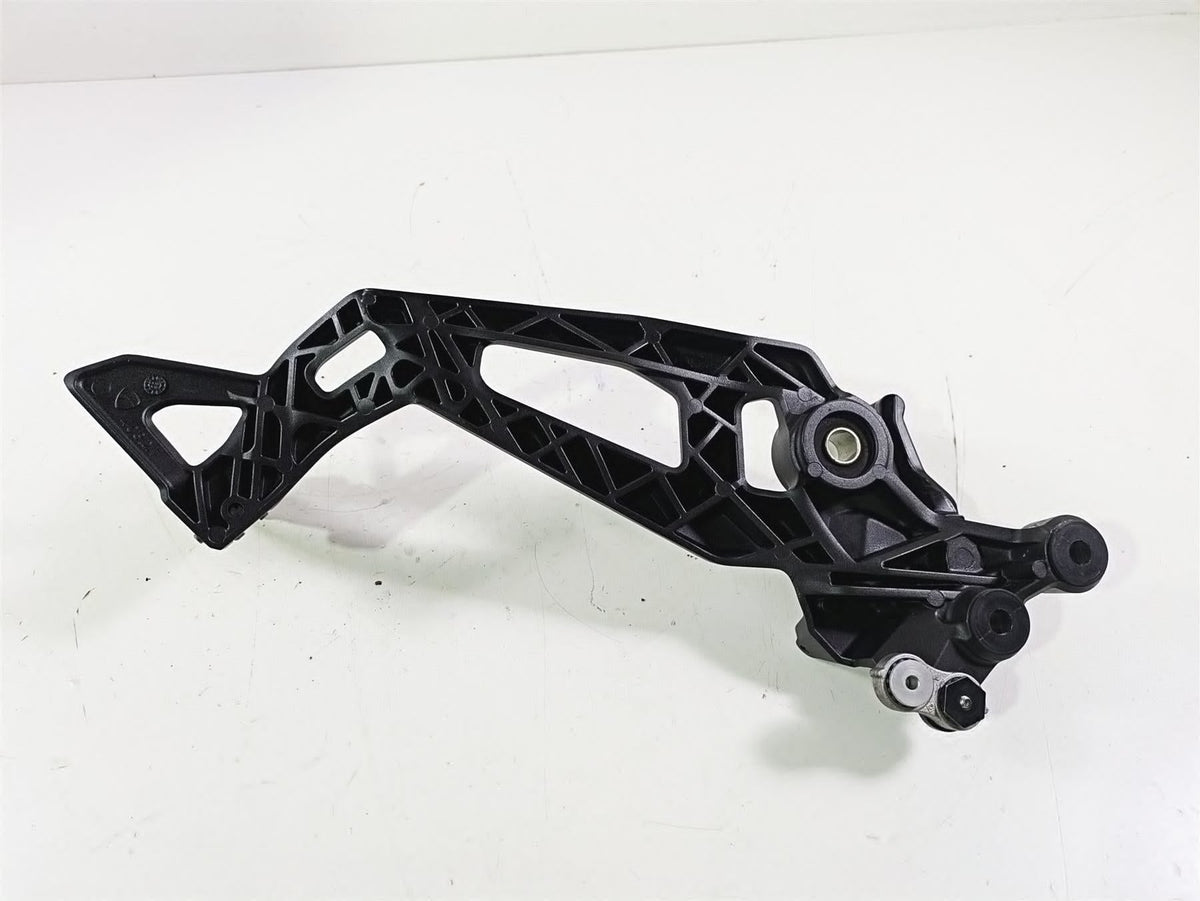2023 Ducati Monster 937 SP Left Footpeg Set & Shifter F 82414032AA S 45623511AA {{ shop.shopifyCountryName }} - Mototech271