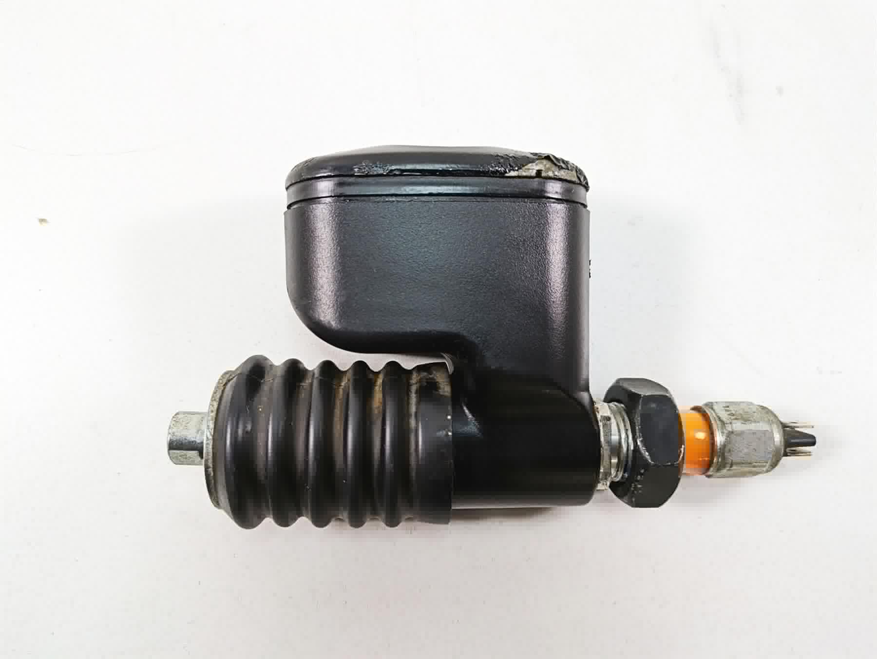2009 Harley FXDF Dyna Fat Bob Rear Brake Master Cylinder 42474-06C {{ shop.shopifyCountryName }} - Mototech271