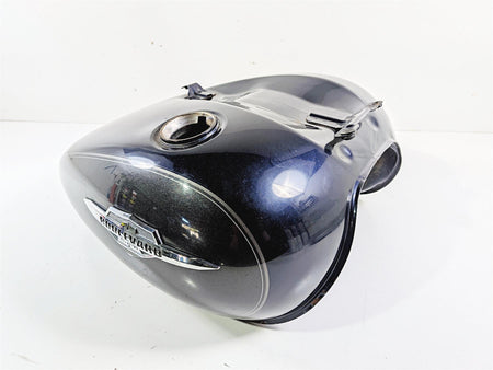 2006 Suzuki VL800 C50 Boulevard Fuel Gas Petrol Tank READ 44100-41FD0 {{ shop.shopifyCountryName }} - Mototech271