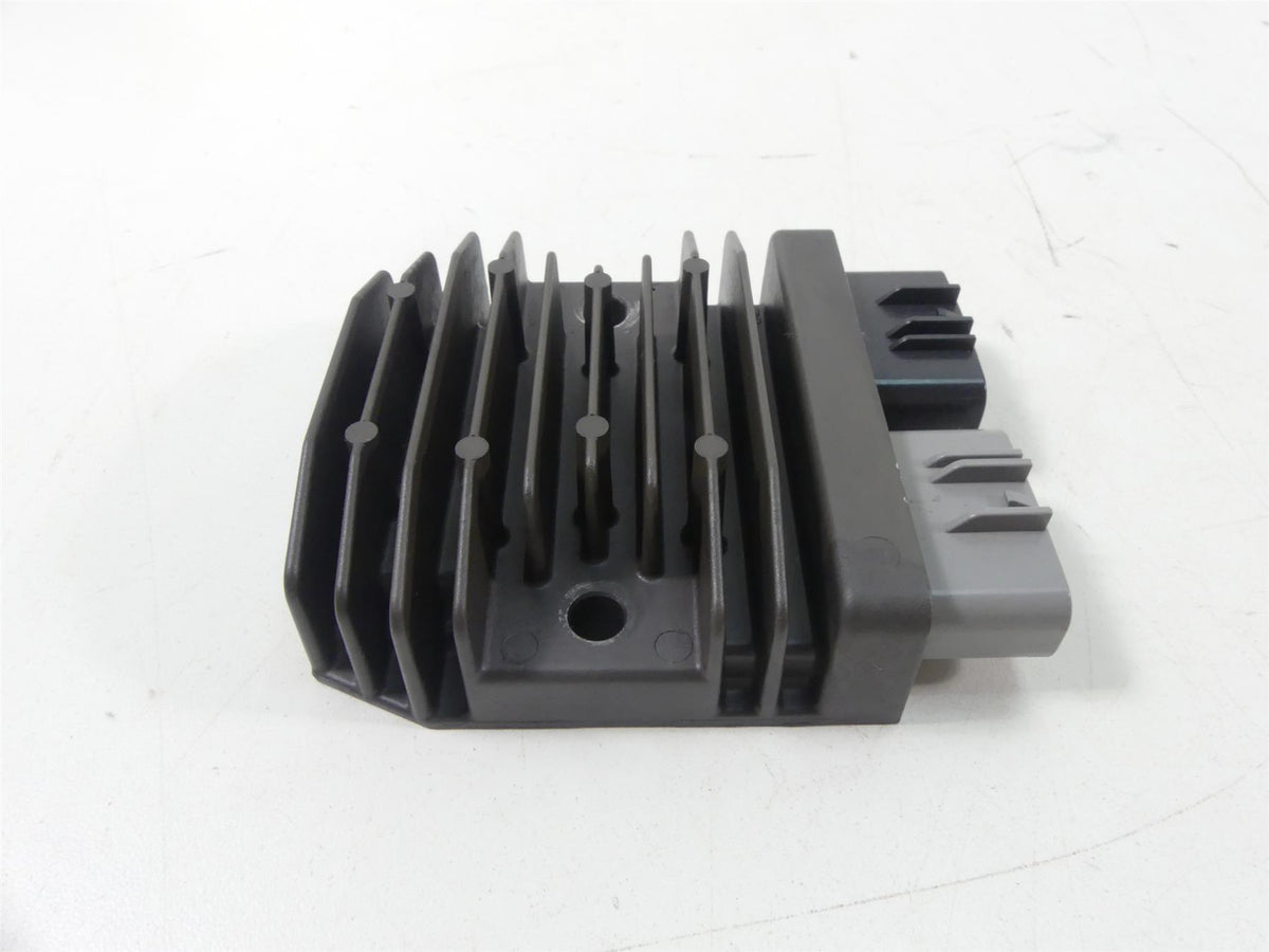 2016 BMW R1200GS K50 Rectifier Voltage Regulator 12318523367 FH020AA {{ shop.shopifyCountryName }} - Mototech271