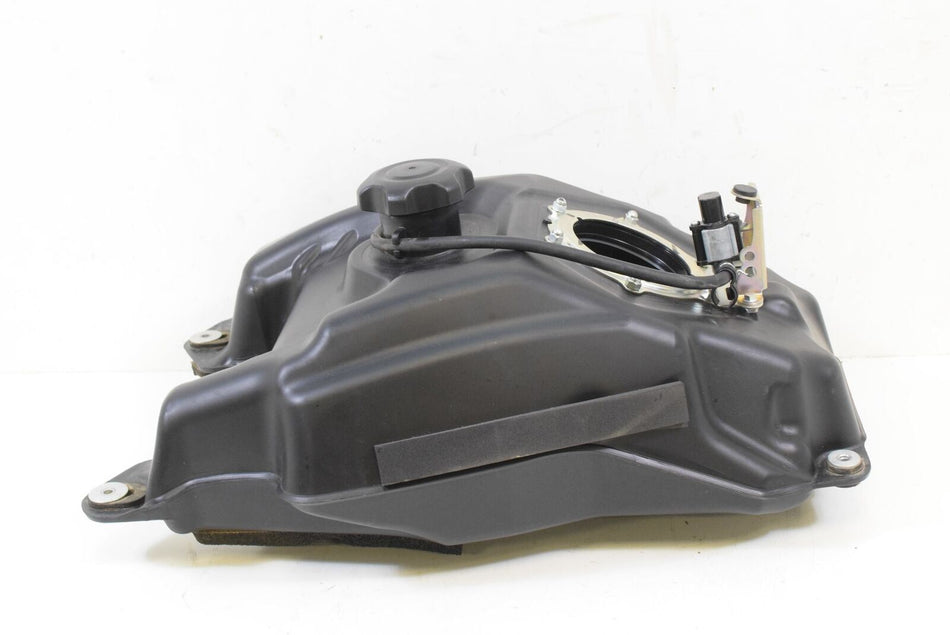 2018 Yamaha Kodiak 450 4WD Fuel Gas Petrol Tank Reservoir BB5-F4110-01-00 {{ shop.shopifyCountryName }} - Mototech271
