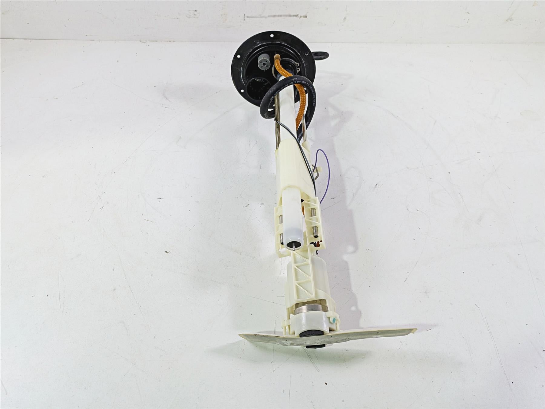 2013 Harley VRSCF Muscle Rod Fuel Gas Petrol Pump - Tested 75310-07 {{ shop.shopifyCountryName }} - Mototech271