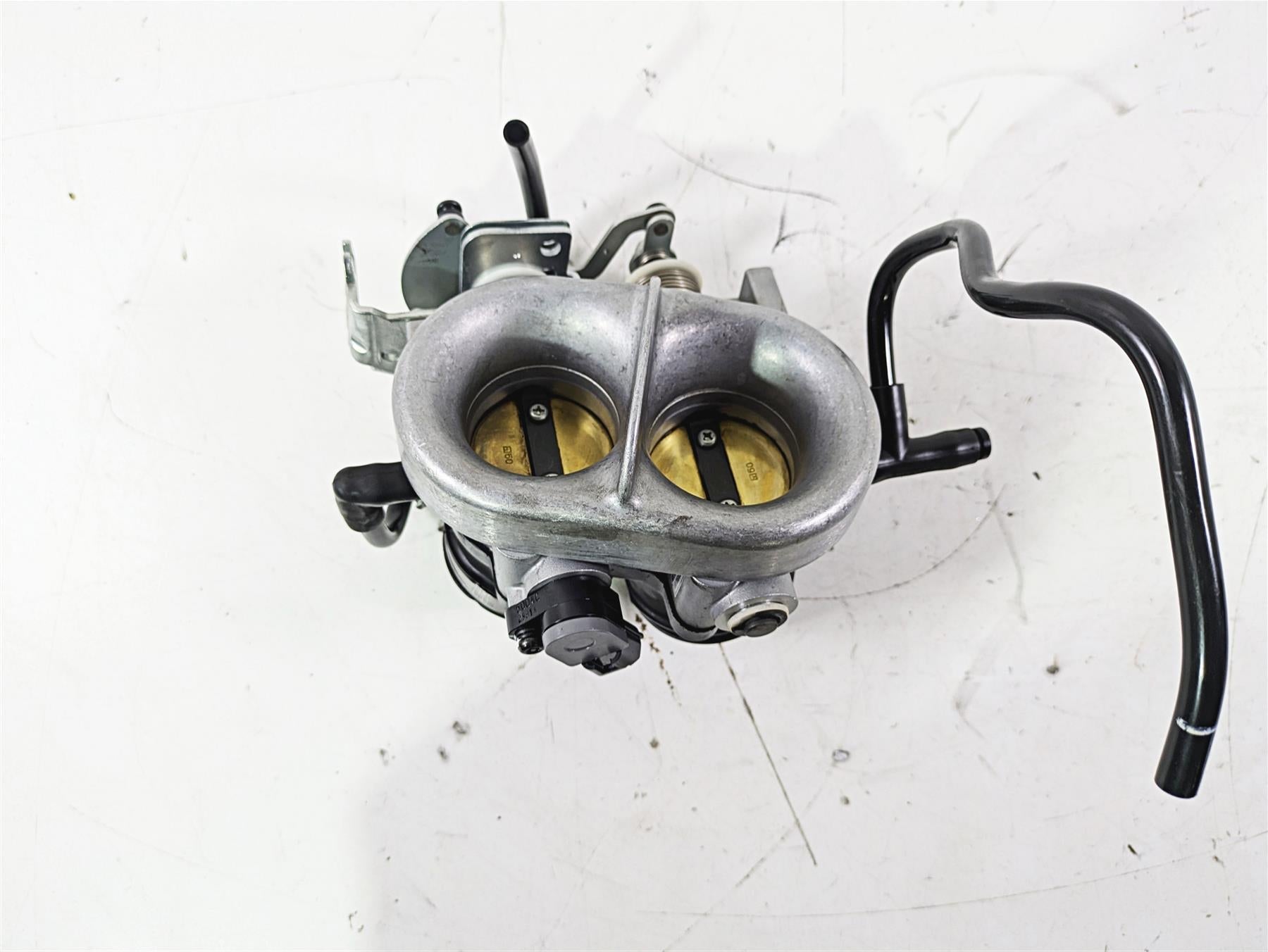 2012 Victory Cross Country Throttle Body Fuel Injection Set 1204320 1205085 {{ shop.shopifyCountryName }} - Mototech271
