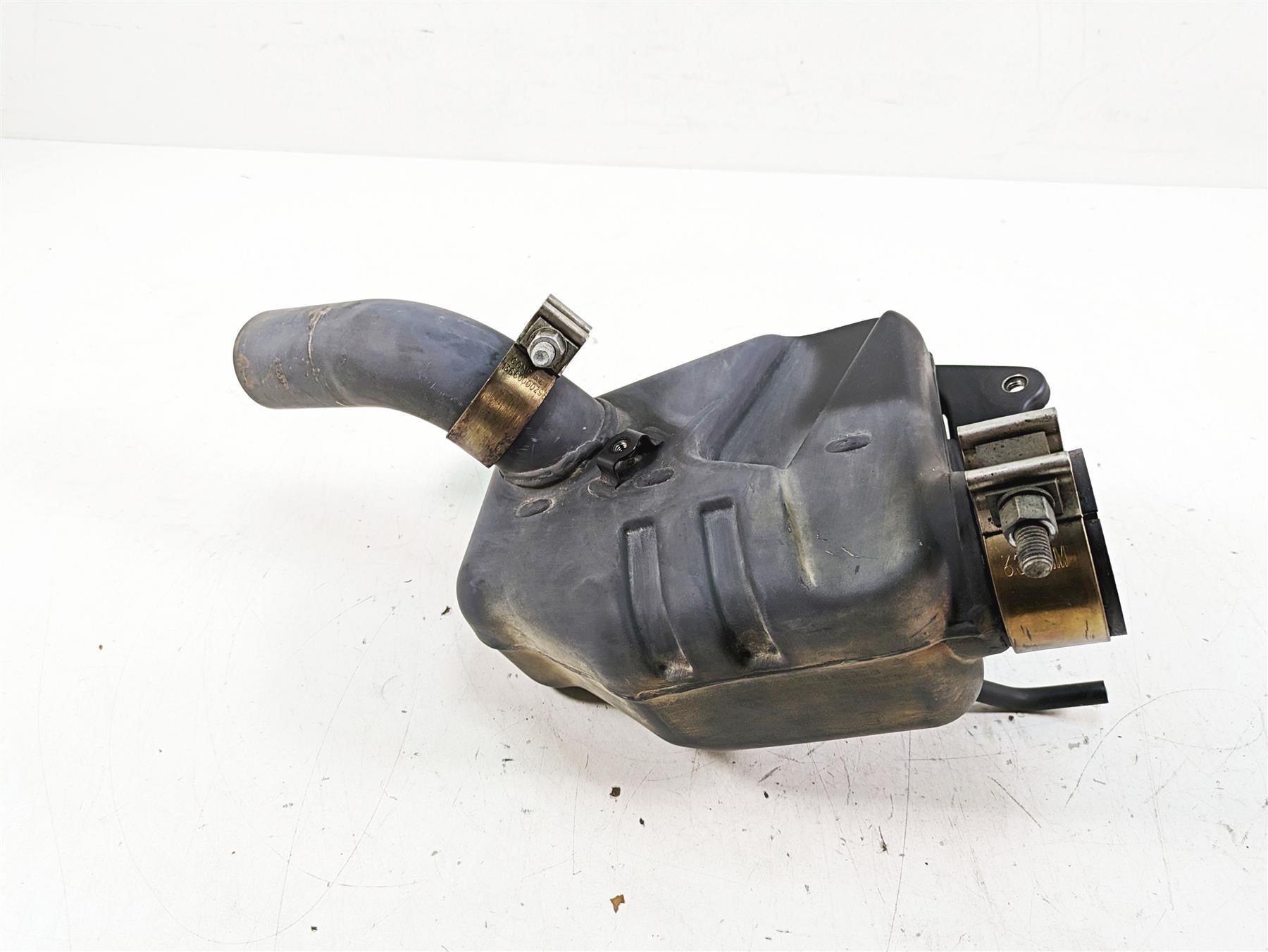 2022 Harley RA1250 S Pan America Oem Exhaust Chamber Middle Section 64900743 {{ shop.shopifyCountryName }} - Mototech271