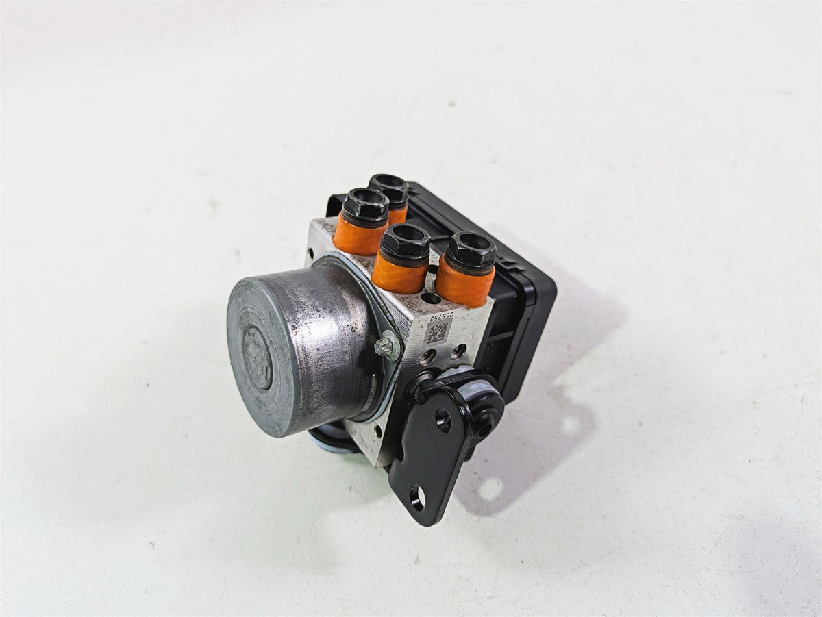 2013 Ducati Hypermotard 821 SP Abs Brake Pump Module 54240402A 54240331B {{ shop.shopifyCountryName }} - Mototech271