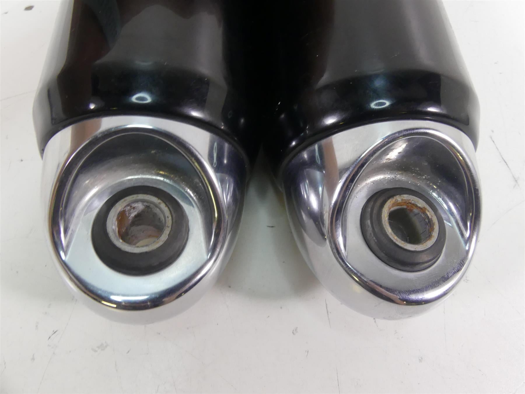 2015 Harley FXDF Dyna Fat Bob Rear Straight Suspension Shock Set 12" 54000049 {{ shop.shopifyCountryName }} - Mototech271