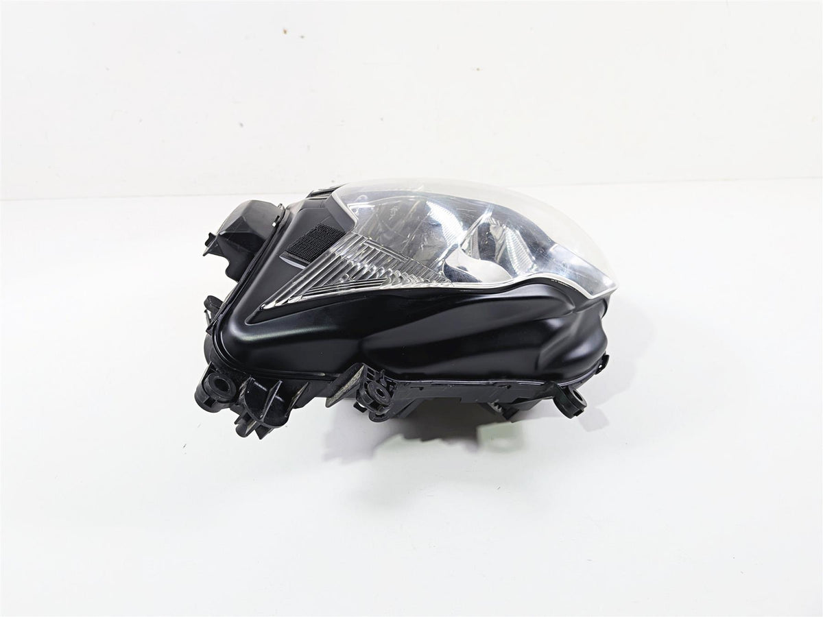 2024 Suzuki GSXR600 Headlight Head Light Lamp 35100-14J32-999 {{ shop.shopifyCountryName }} - Mototech271