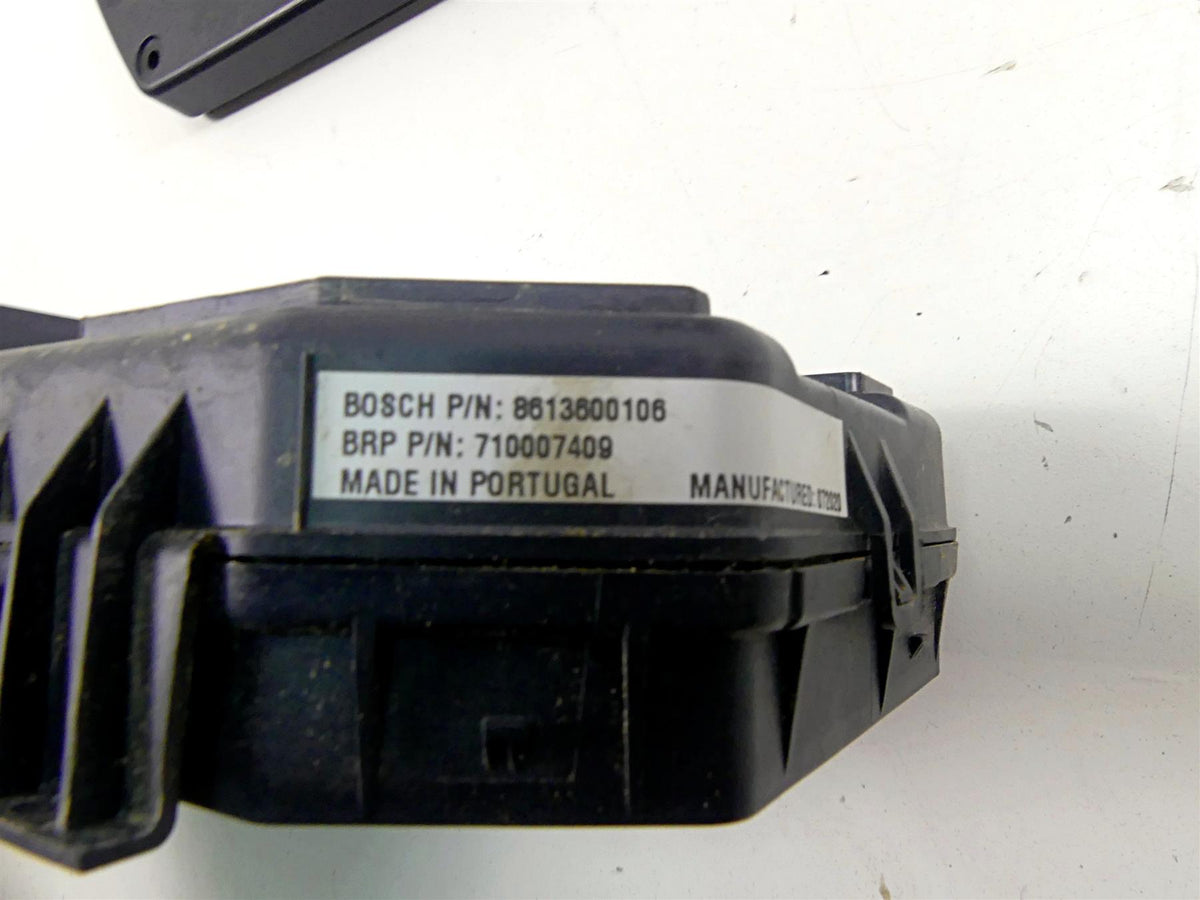 2021 Can Am Maverick Sport 1000R XRC Speedometer Gauges Instrument 1K 710007409 {{ shop.shopifyCountryName }} - Mototech271