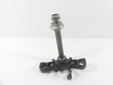1980 Honda CB750C Custom Lower Triple Tree Steering Clamp 53200-425-730ZA {{ shop.shopifyCountryName }} - Mototech271