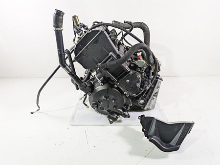2005 Yamaha YZFR1 YZF R1 Engine Motor FOR PARTS - Read 5VY-15100-00-00 {{ shop.shopifyCountryName }} - Mototech271