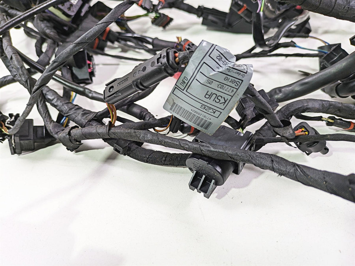 2010 BMW R1200RT K26 Main & Engine Wiring Harness - Read 61117722840 {{ shop.shopifyCountryName }} - Mototech271