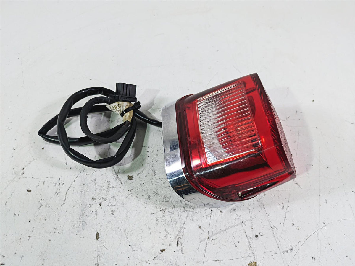 2002 Harley FLSTC Softail Heritage Complete Taillight With Wiring 68140-04 {{ shop.shopifyCountryName }} - Mototech271