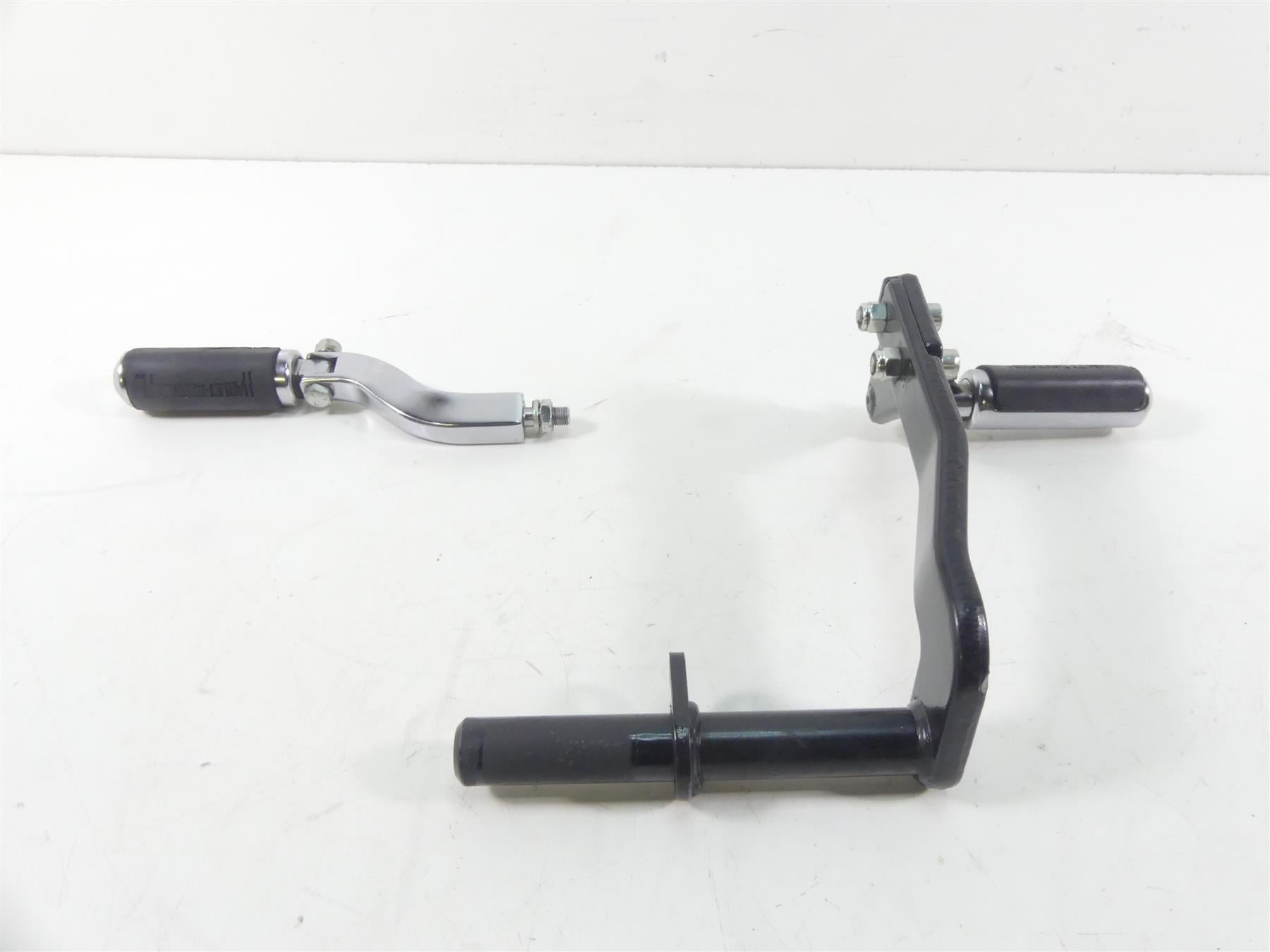 1993 Harley Dyna FXDL Low Rider Left Right Passenger Footpeg Peg Set 52721-90 {{ shop.shopifyCountryName }} - Mototech271