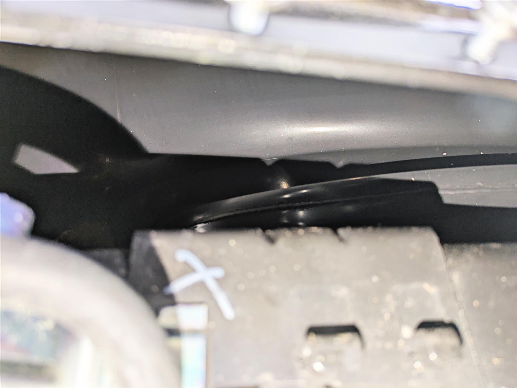 2017 Harley Softail Heritage Classic FLSTC Fuel Gas Petrol Tank 61625-11 {{ shop.shopifyCountryName }} - Mototech271