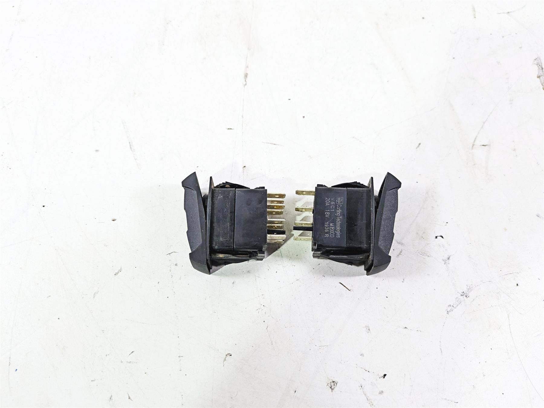 2020 Polaris General 1000 EPS Awd & Light Switch Set 4014069 4014611 {{ shop.shopifyCountryName }} - Mototech271