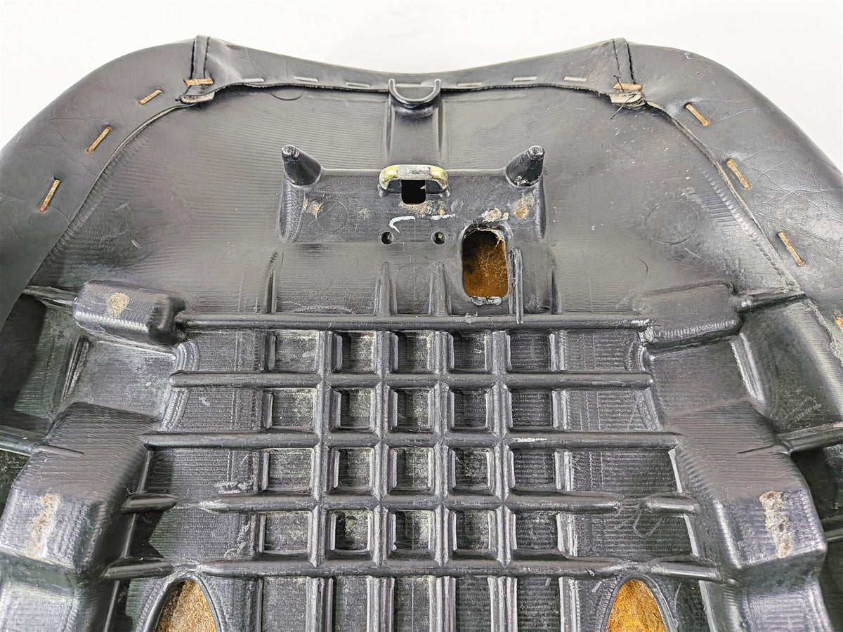 1997 Honda GL1500 CA Valkyrie Front Rider Seat Saddle 77200-MZ0-000-Mototech271