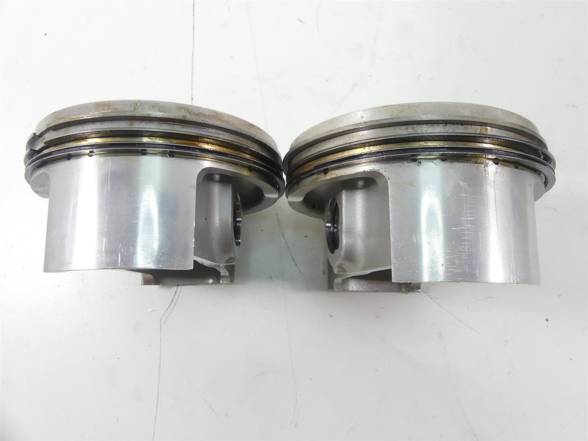 2004 Aprilia RSV1000 R Mille Cylinder Jugs & Piston Set AP0613418 {{ shop.shopifyCountryName }} - Mototech271