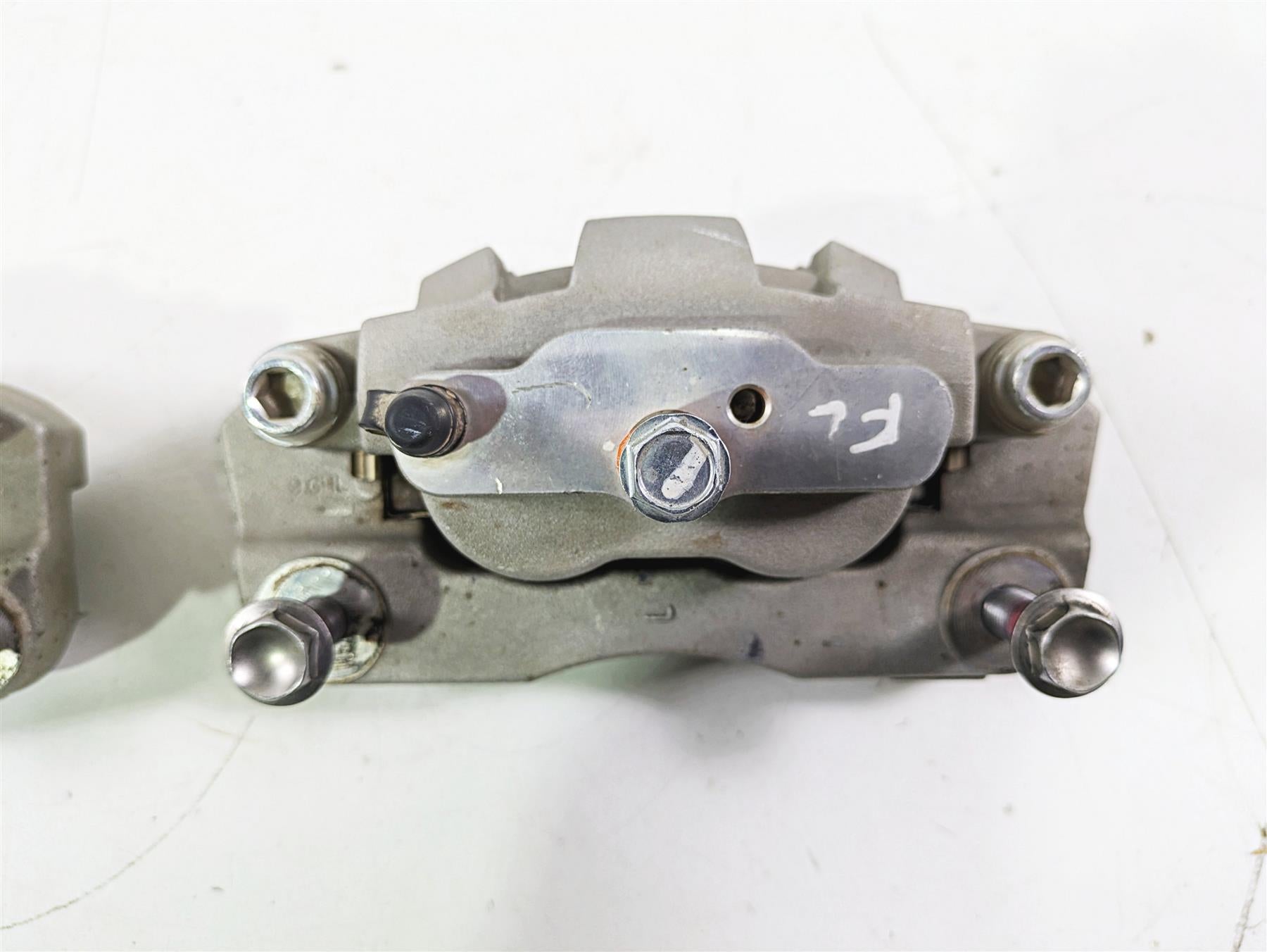 2020 Kawasaki Teryx KRX KRF 1000 Front Brake Caliper Set 43080-0221 43080-0222 {{ shop.shopifyCountryName }} - Mototech271