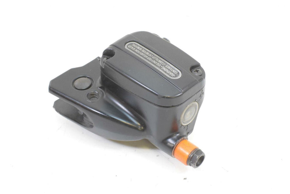 2013 Harley Touring FLHTCU Electra Glide Front Brake Master Cylinder 42862-06B {{ shop.shopifyCountryName }} - Mototech271