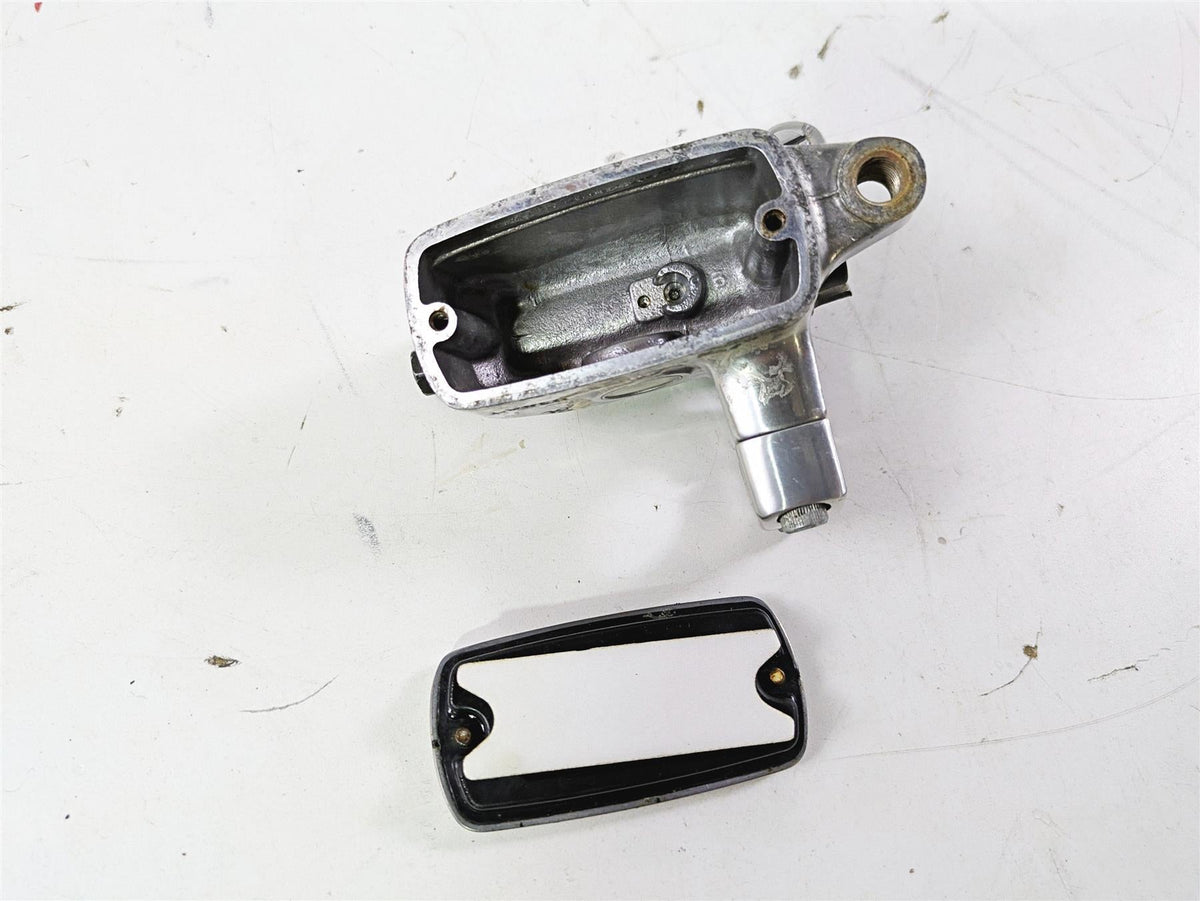 2002 Honda V-Twin VTX1800 C Front Brake Master Cylinder 45510-MZ0-A41 {{ shop.shopifyCountryName }} - Mototech271