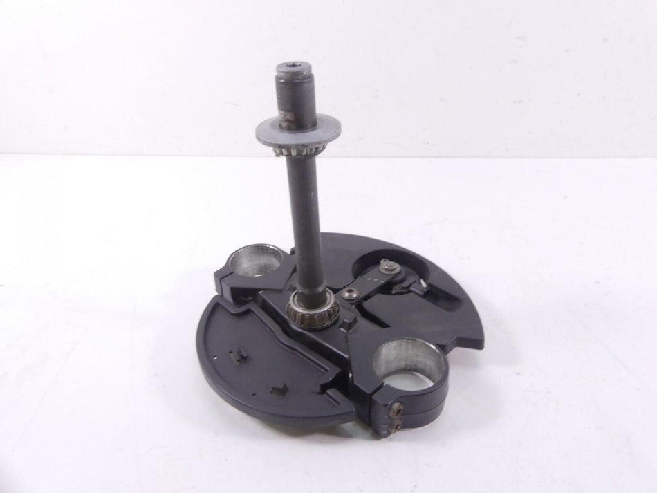 2010 BMW F800GS K72 Lower Triple Tree Steering Yoke 57mm + Cover 31427698362 {{ shop.shopifyCountryName }} - Mototech271