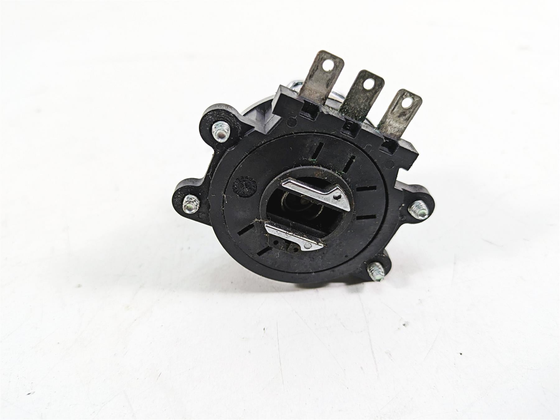 2009 Harley Softail FLSTSB Cross Bones Ignition Switch Steerin Key Lock 71450-04 {{ shop.shopifyCountryName }} - Mototech271