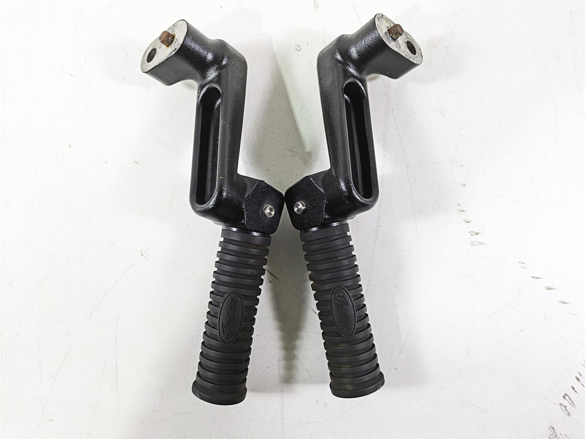 2018 Indian Chieftain Dark Horse Rear Passenger Foot Pegs 5140869 5140870 {{ shop.shopifyCountryName }} - Mototech271