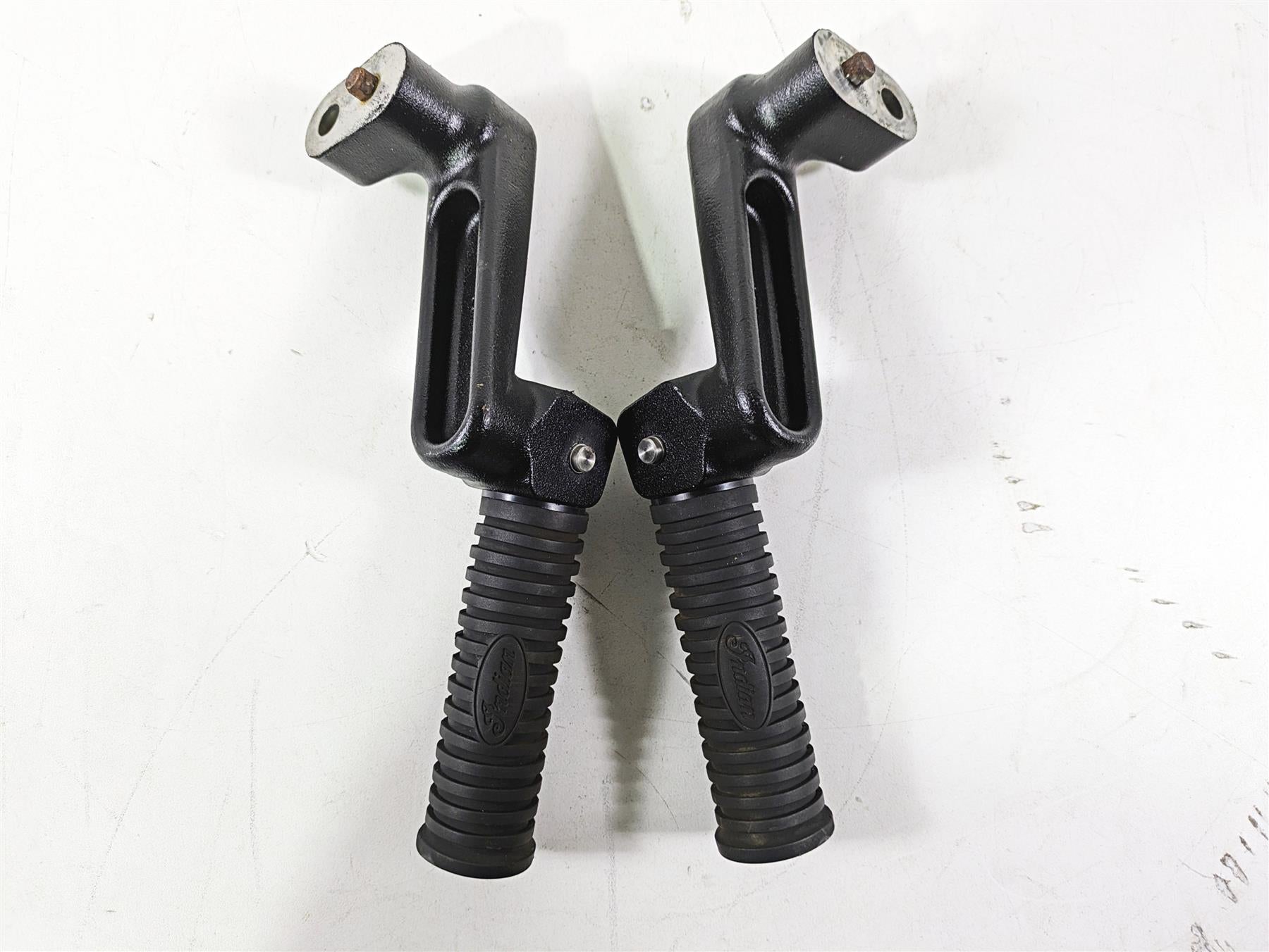 2018 Indian Chieftain Dark Horse Rear Passenger Foot Pegs 5140869 5140870 {{ shop.shopifyCountryName }} - Mototech271