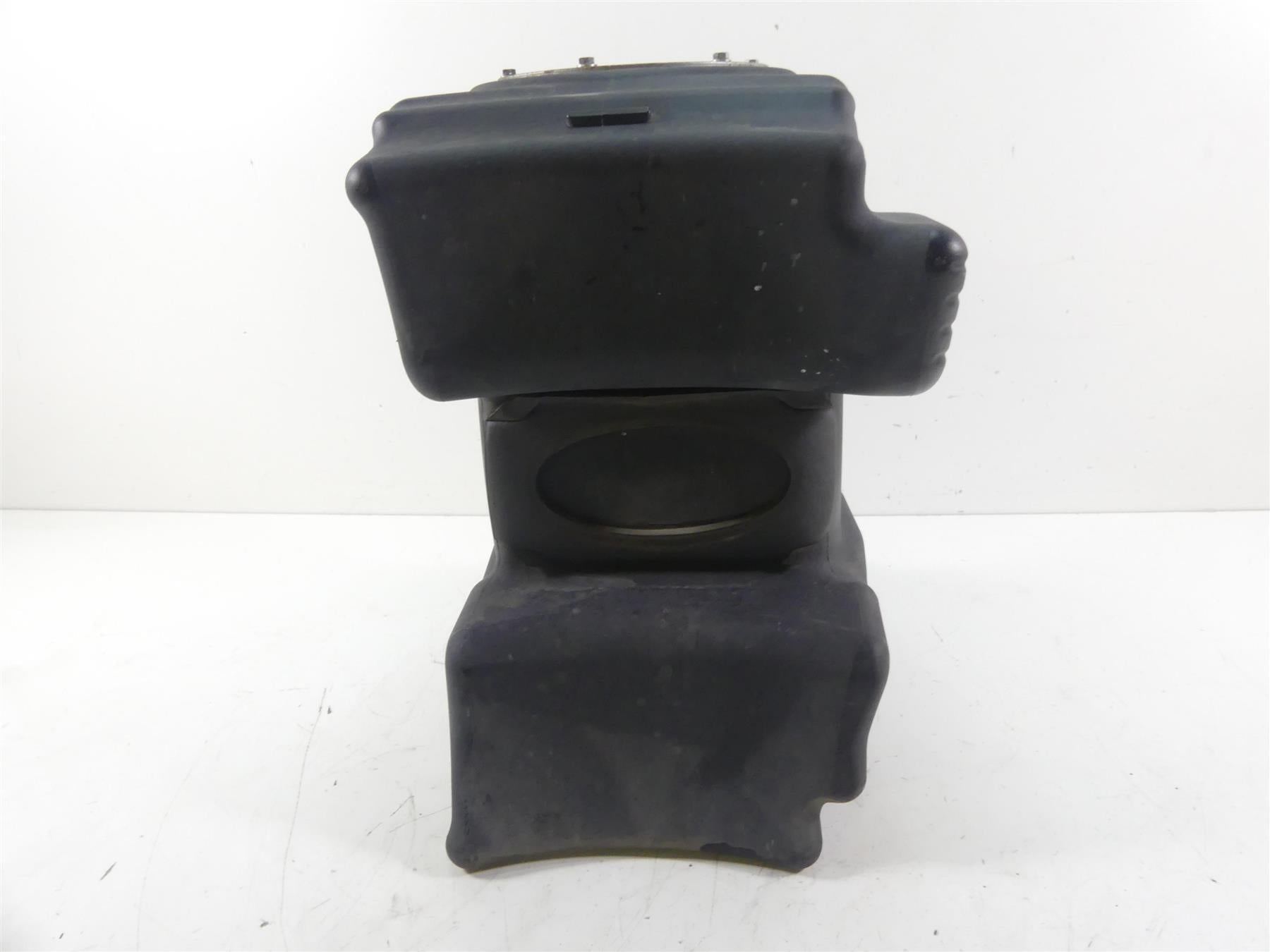 2011 Harley VRSCF Muscle Rod Plastic Fuel Gas Petrol Tank Reservoir 61328-07 {{ shop.shopifyCountryName }} - Mototech271