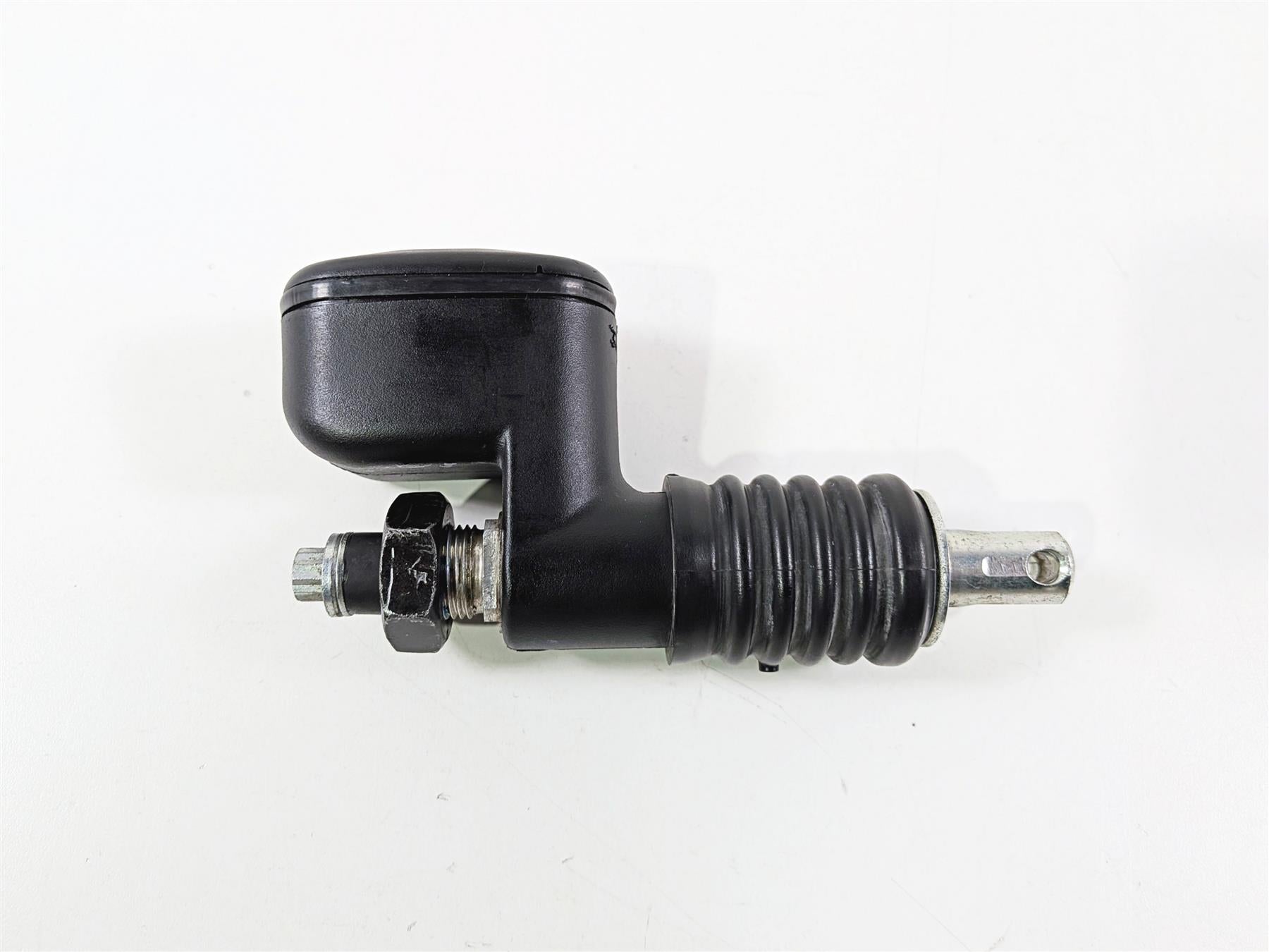 2014 Harley FXSB Softail Breakout Rear Brake Master Cylinder 41767-05E-Mototech271