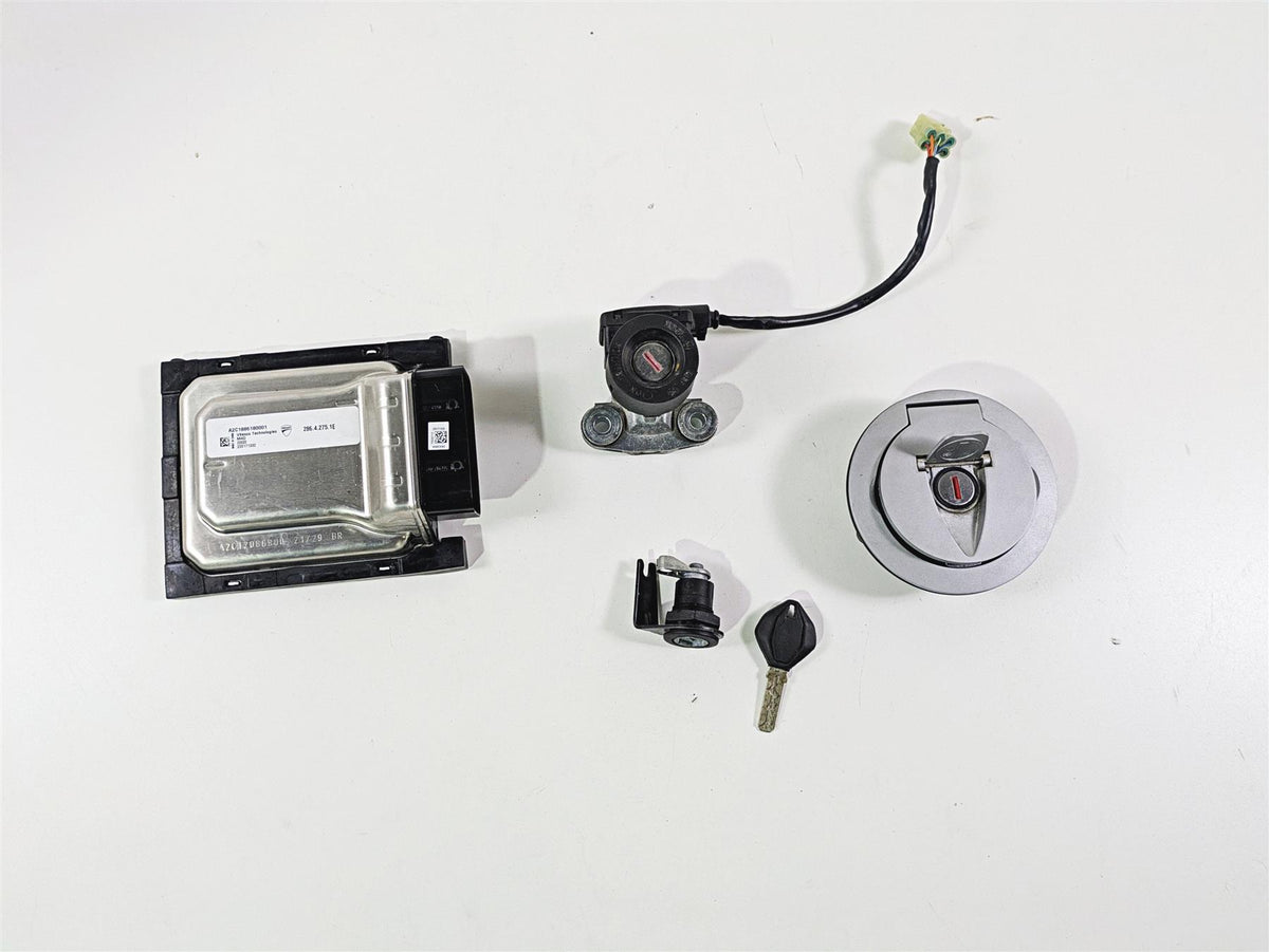 2022 Ducati Streetfighter V2 Ignition Switch Key Lock Cdi Module Set 28642751E {{ shop.shopifyCountryName }} - Mototech271