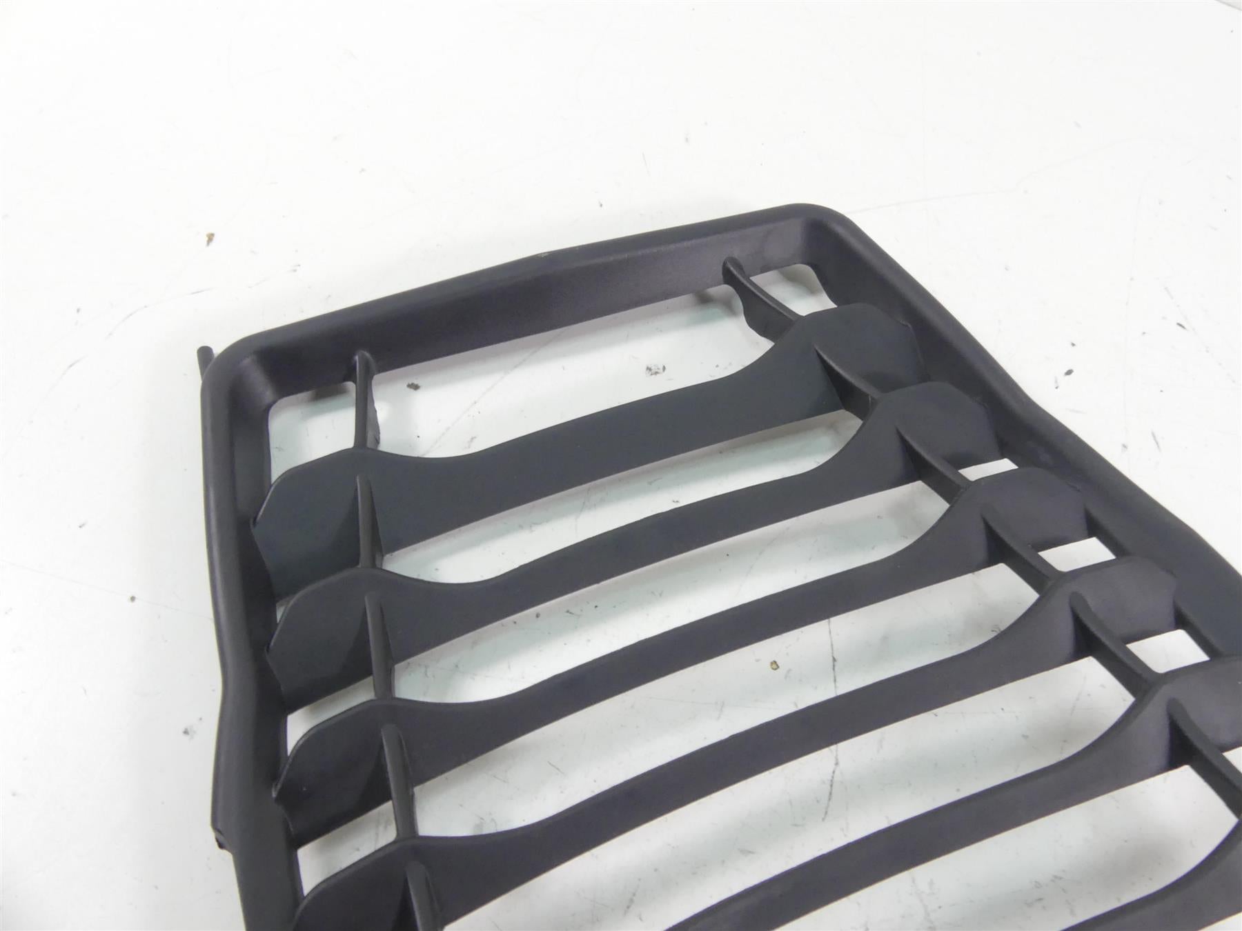 2018 Indian Scout Sixty Radiator Cover Fairing Shroud 5451861 {{ shop.shopifyCountryName }} - Mototech271
