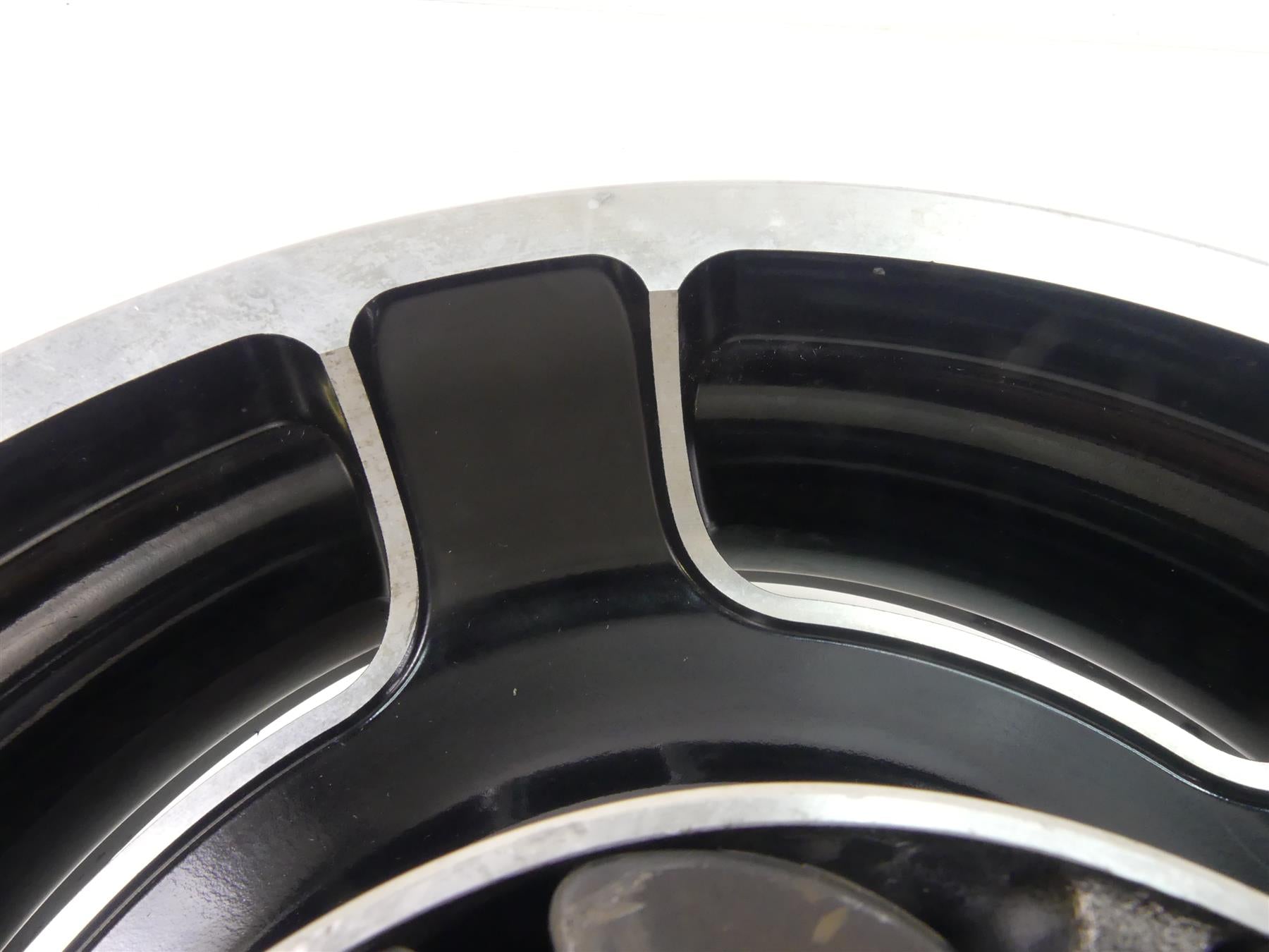 2013 Harley Touring FLHX Street Glide Straight Rear 16x5 Wheel Rim 40900194 {{ shop.shopifyCountryName }} - Mototech271