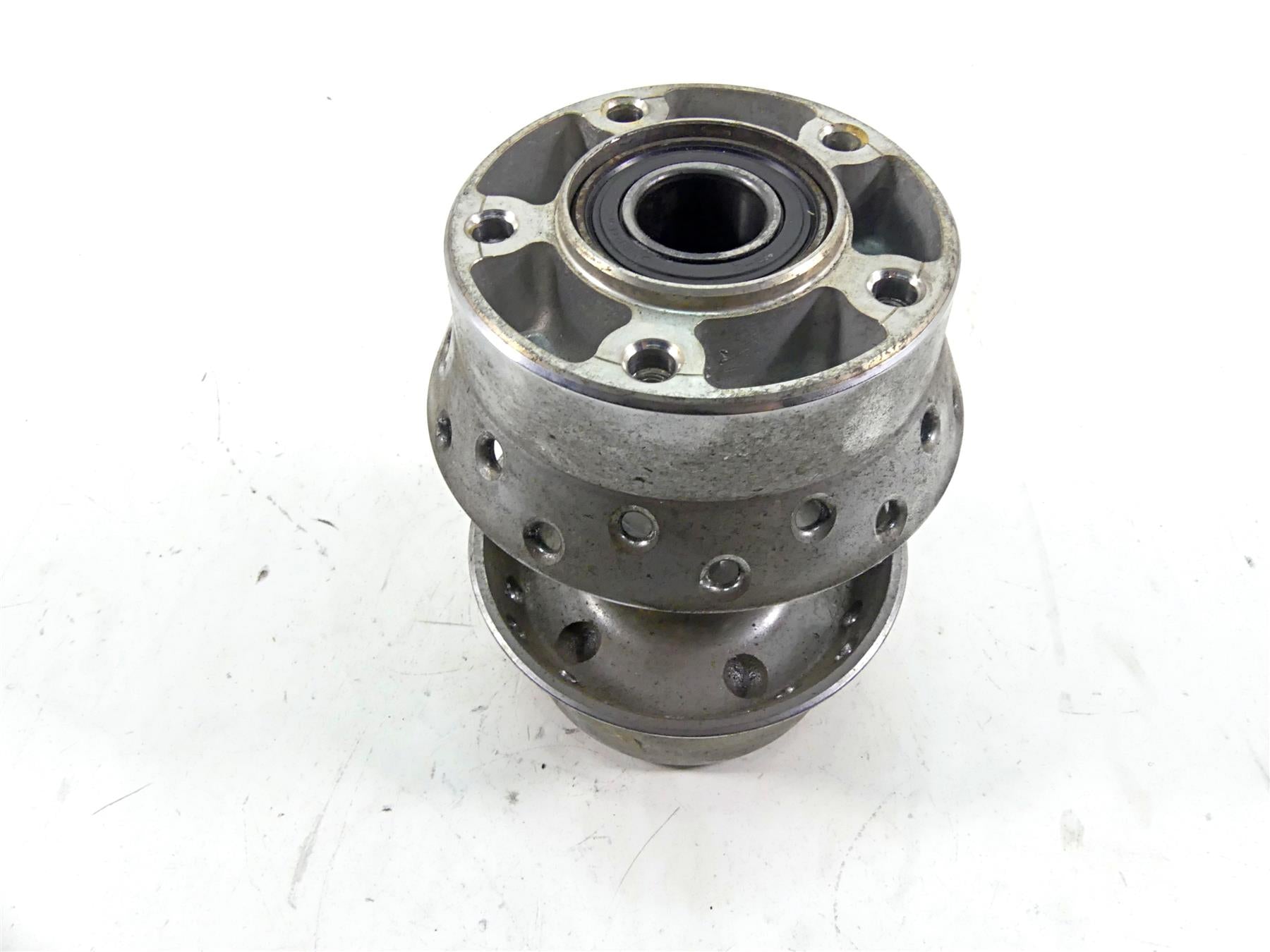 2007 Harley Touring FLHRC Road King Front Laced Spoke Wheel Hub 16x3 43085-97