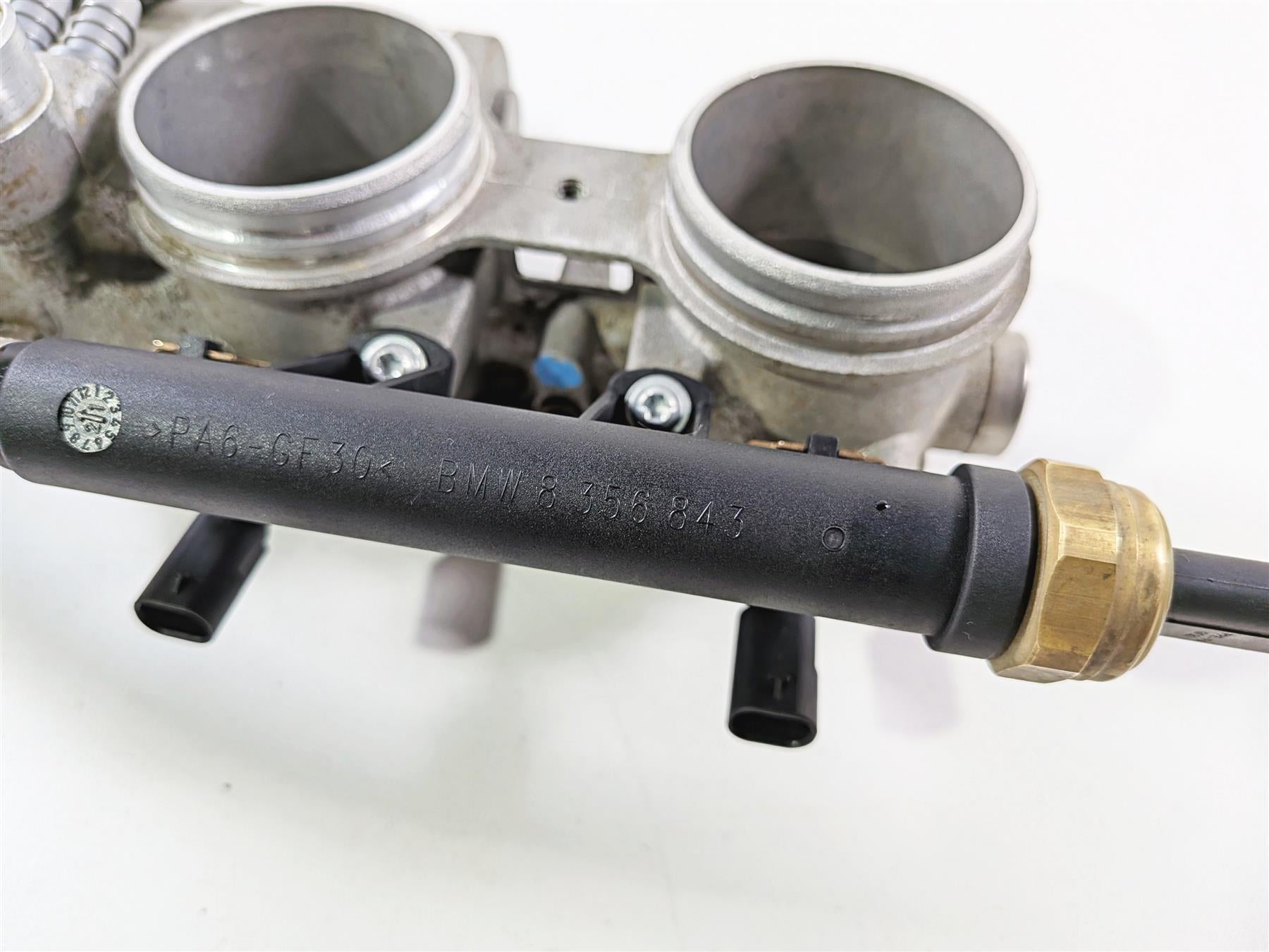 2023 BMW F850GS K81 Throttle Body Fuel Injectors Set 13648546484 13548564772 {{ shop.shopifyCountryName }} - Mototech271