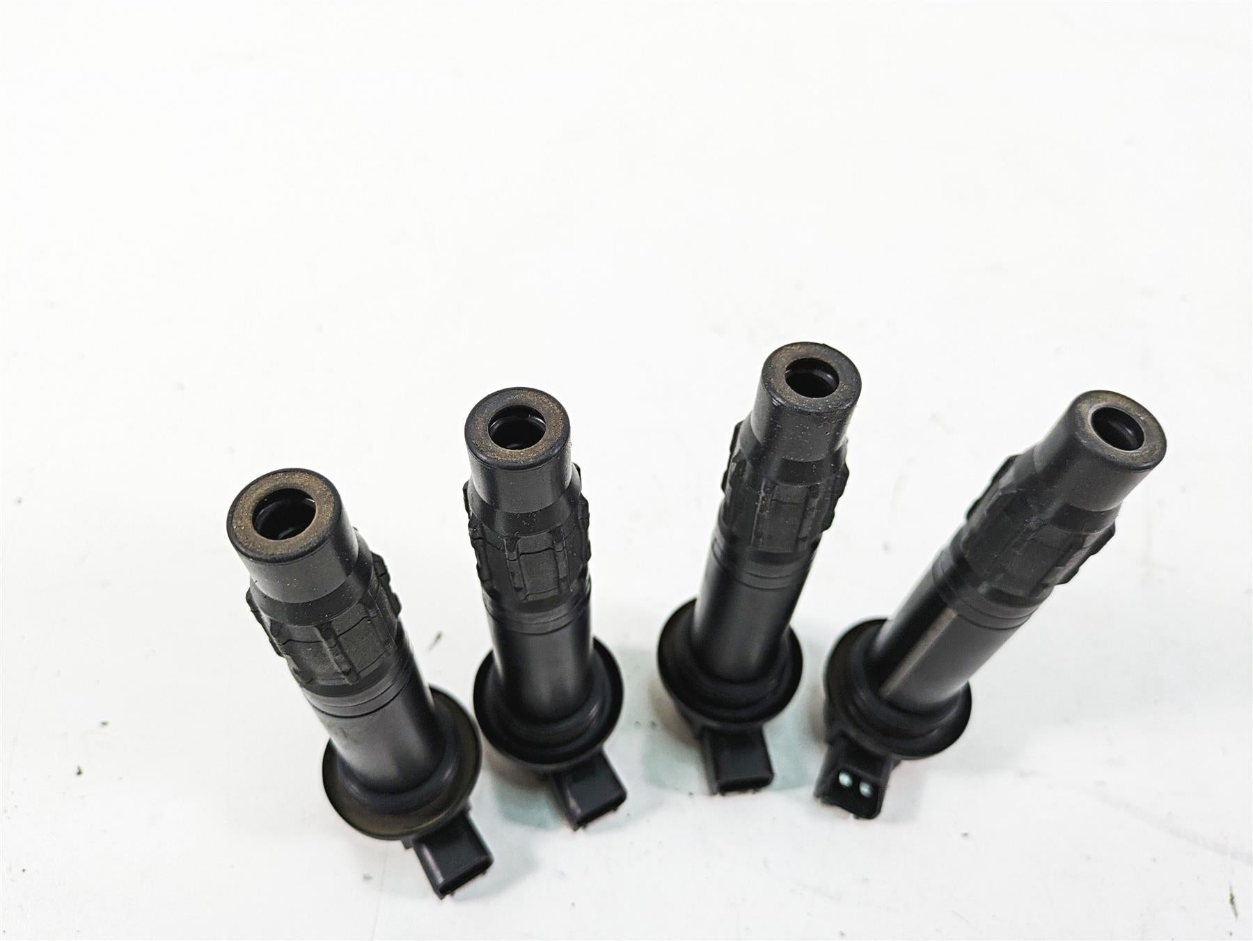 2007 Yamaha R1 YZFR1 Ignition Coil Stick Coils Set - Read 4C8-82310-00-00 {{ shop.shopifyCountryName }} - Mototech271