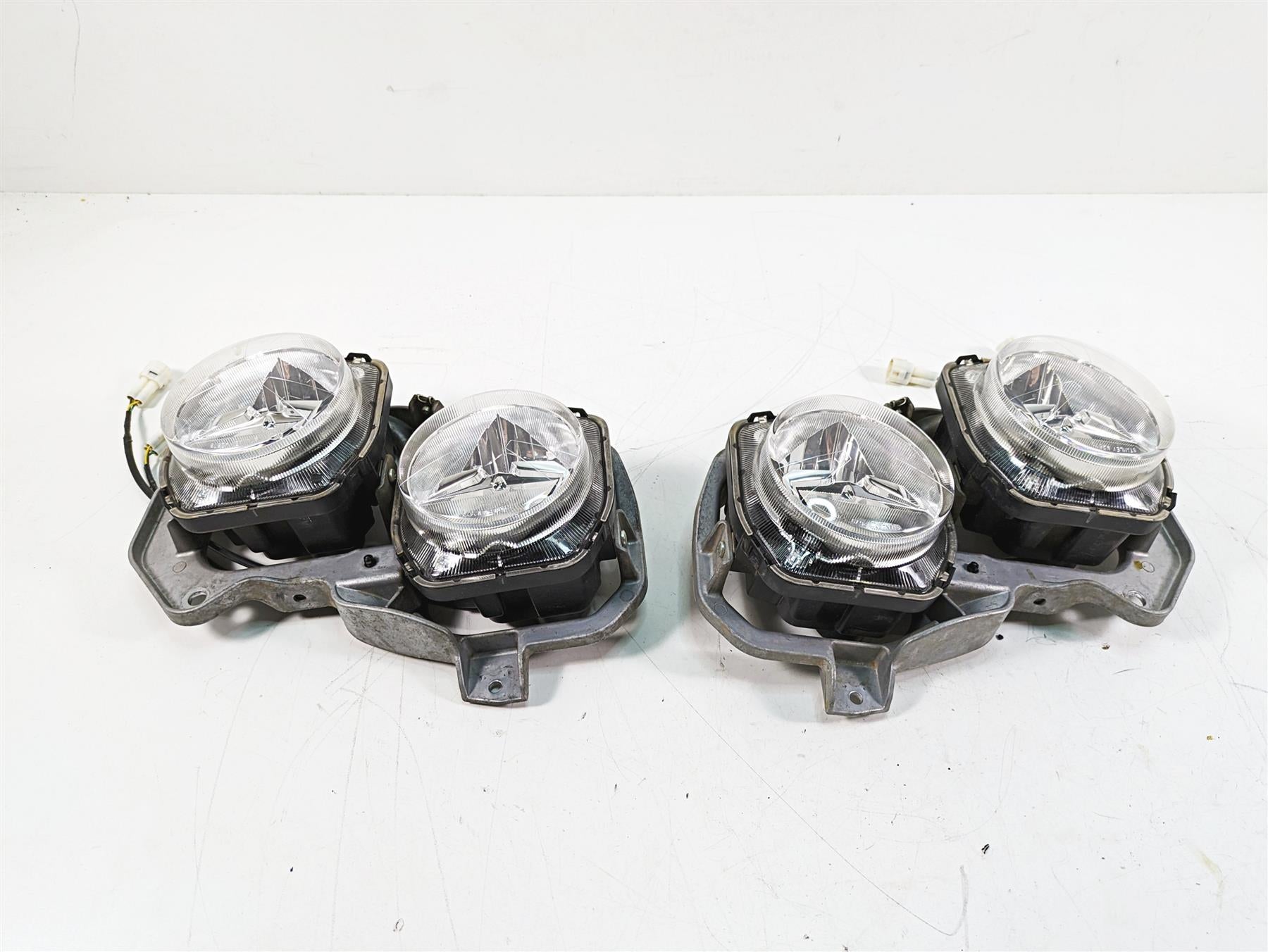 2018 Yamaha YXZ1000R EPS SS Headlight Head Light Lamp Set 2UD-84300-00-00 {{ shop.shopifyCountryName }} - Mototech271