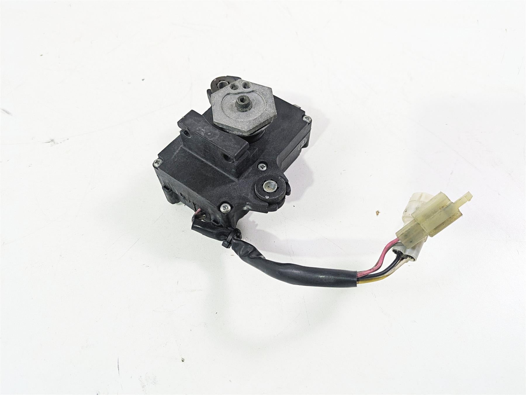 2006 Suzuki GSXR1000 K6 Exhaust Servo Motor Actuator Denso 33970-41G00 {{ shop.shopifyCountryName }} - Mototech271