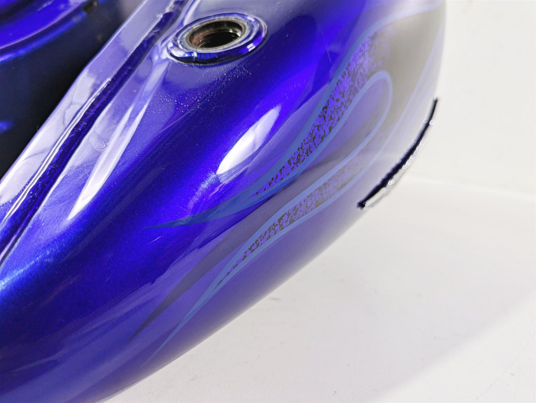 2011 Harley Touring FLHTCUSE CVO E-Glide Fuel Petrol Gas Tank Blue 61000006 {{ shop.shopifyCountryName }} - Mototech271