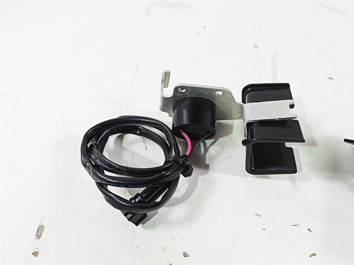 2020 Yamaha Waverunner VX1050 Deluxe Buzzer & Magnet Sensor F1S-68341-00-00 {{ shop.shopifyCountryName }} - Mototech271