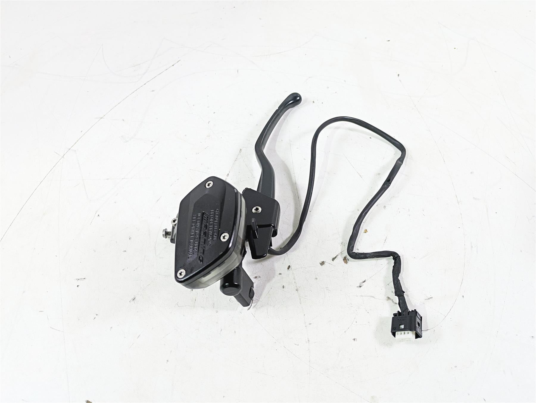 2015 BMW K1600 GT K48 Clutch Master Cylinder 32728533722 {{ shop.shopifyCountryName }} - Mototech271