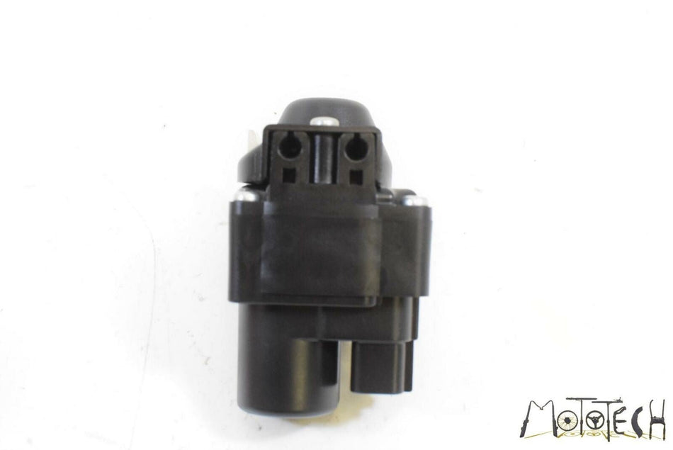 2016 Yamaha R1 YZFR1 S Exhaust Valve Actuator Servo Motor 2CR-85820-00-00 {{ shop.shopifyCountryName }} - Mototech271