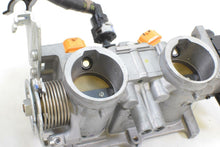 Load image into Gallery viewer, 2017 Honda CBR500 R CBR500R Throttle Body Fuel Injectors Keihin 16400-MJW-J01
