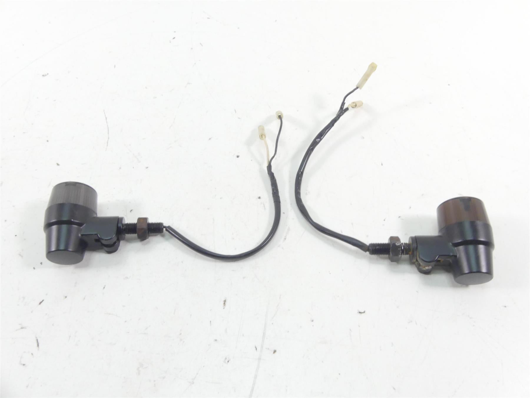 2017 Triumph Thruxton 1200 R British Customs Front Turn Signal Set EL01-097B {{ shop.shopifyCountryName }} - Mototech271