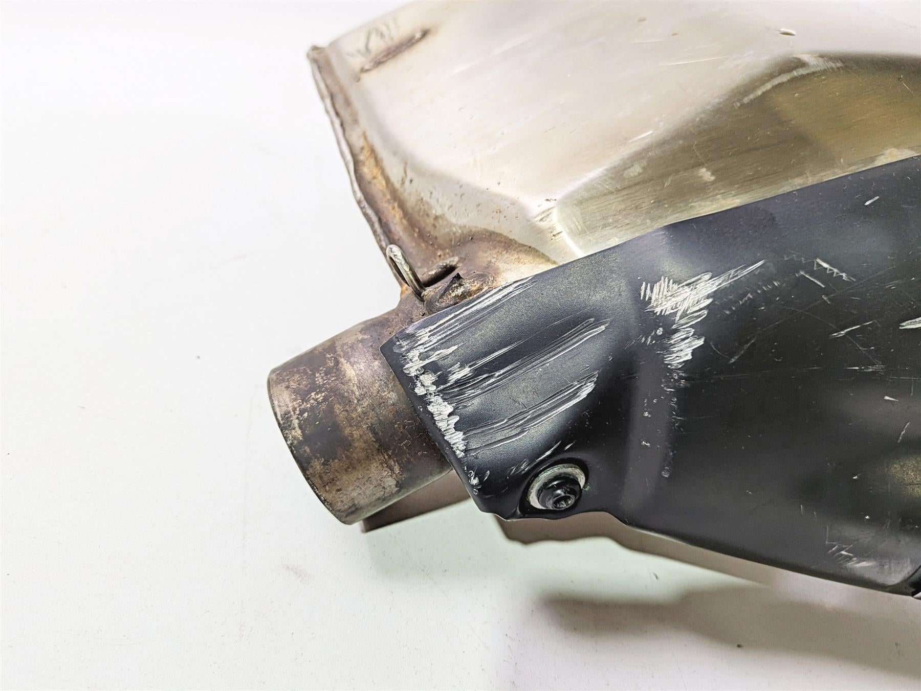 2018 Ducati Scrambler Desert Sled 800 Exhaust Center Muffler Silencer 57314331A {{ shop.shopifyCountryName }} - Mototech271