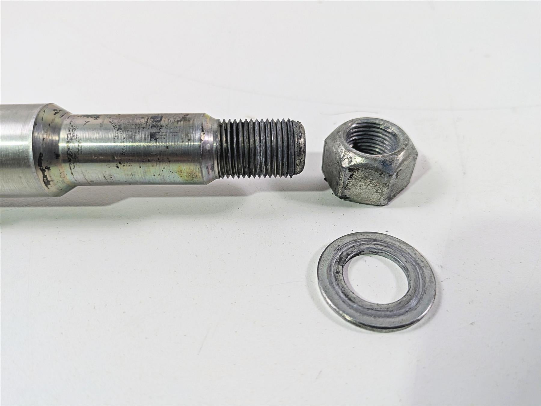 2009 Harley FXDC Dyna Super Glide Straight Front Axle Wheel Spindle 41628-08 {{ shop.shopifyCountryName }} - Mototech271