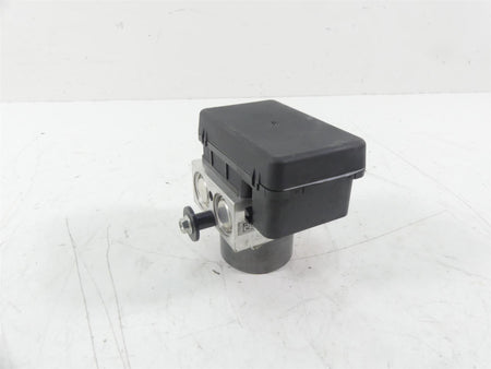 2015 Ducati Diavel Carbon Red Abs Brake Pump Pressure Module 54240481A {{ shop.shopifyCountryName }} - Mototech271