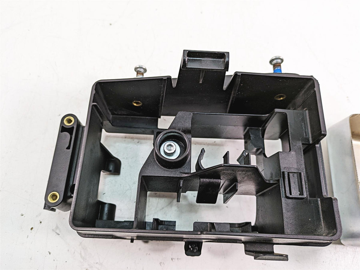 2015 Harley FXDL Dyna Low Rider Electrical Holder Tray & Cover 70367-12 {{ shop.shopifyCountryName }} - Mototech271